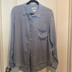 Treasure & Bond blue button down shirt in Large